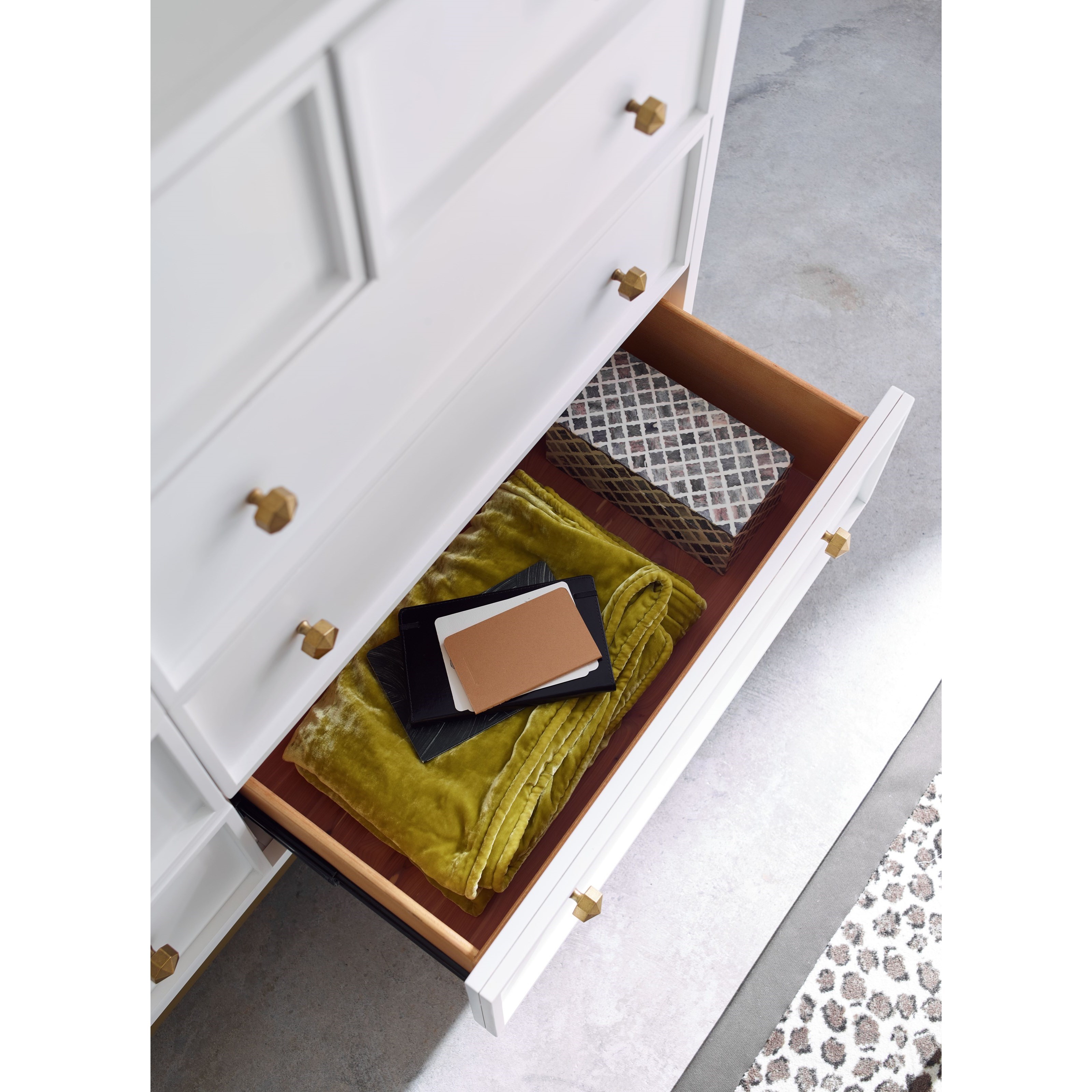 Rachael ray chelsea hot sale 6 drawer dresser